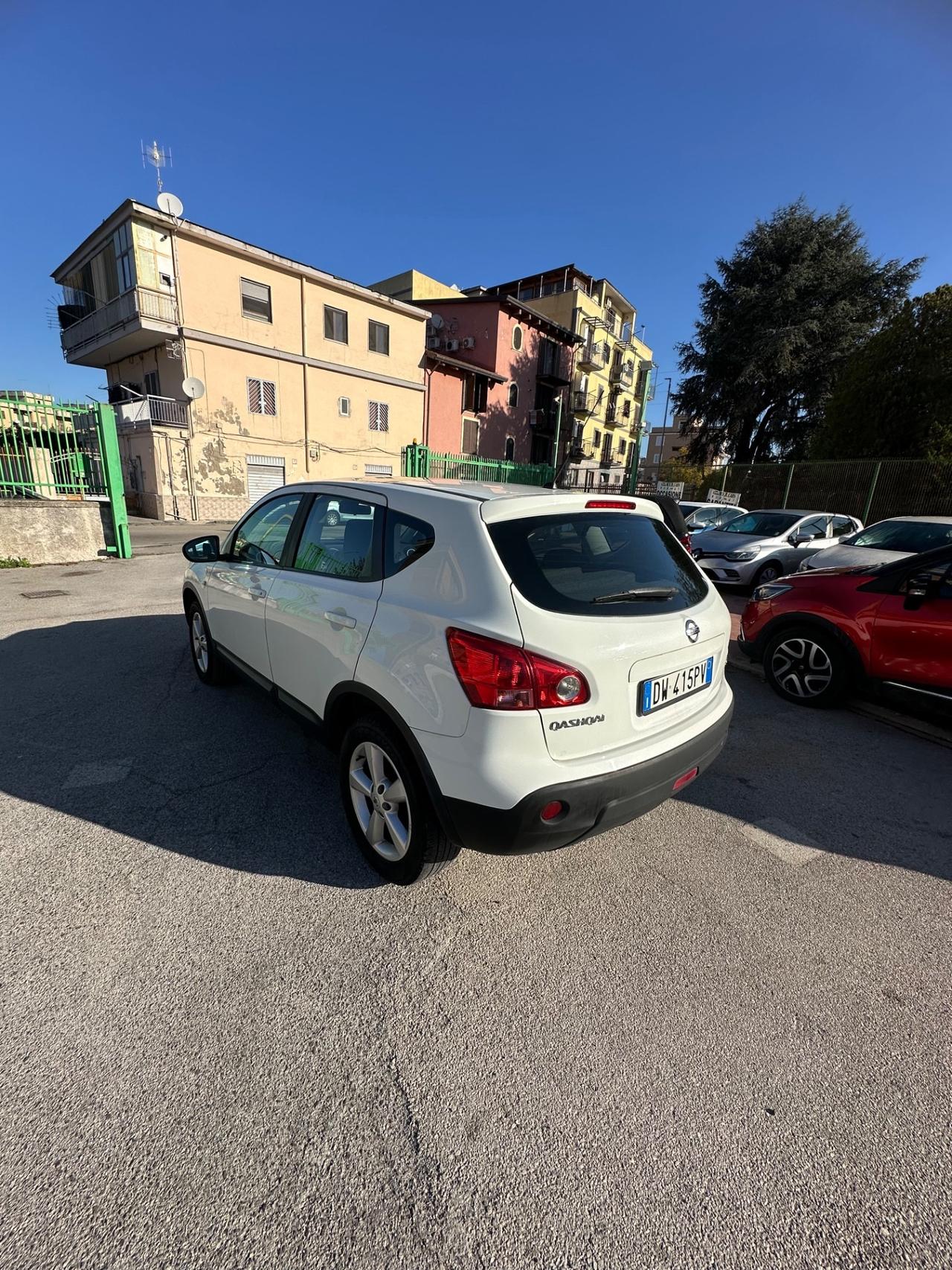 Nissan Qashqai 2.0 dCi DPF Tekna