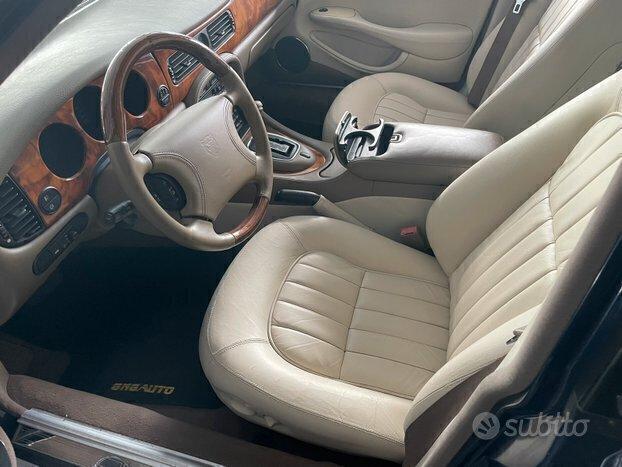 Jaguar XJ SOVEREIGN