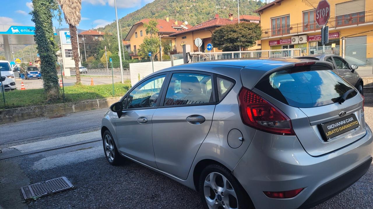 Ford Fiesta 1.4 DIESEL EURO 5B..ADATTA AI NEOPATENTATI..