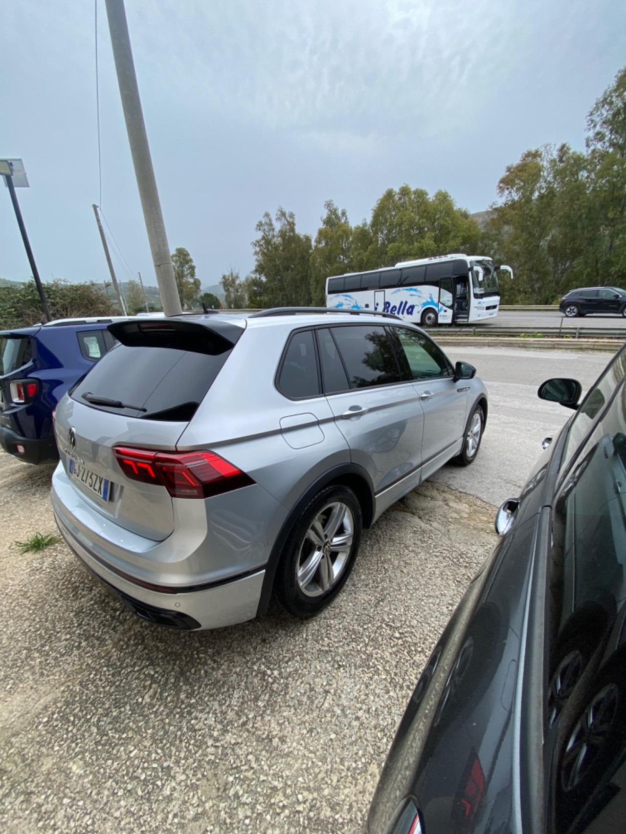 Volkswagen Tiguan 2.0 TDI 150 CV SCR DSG R-Line