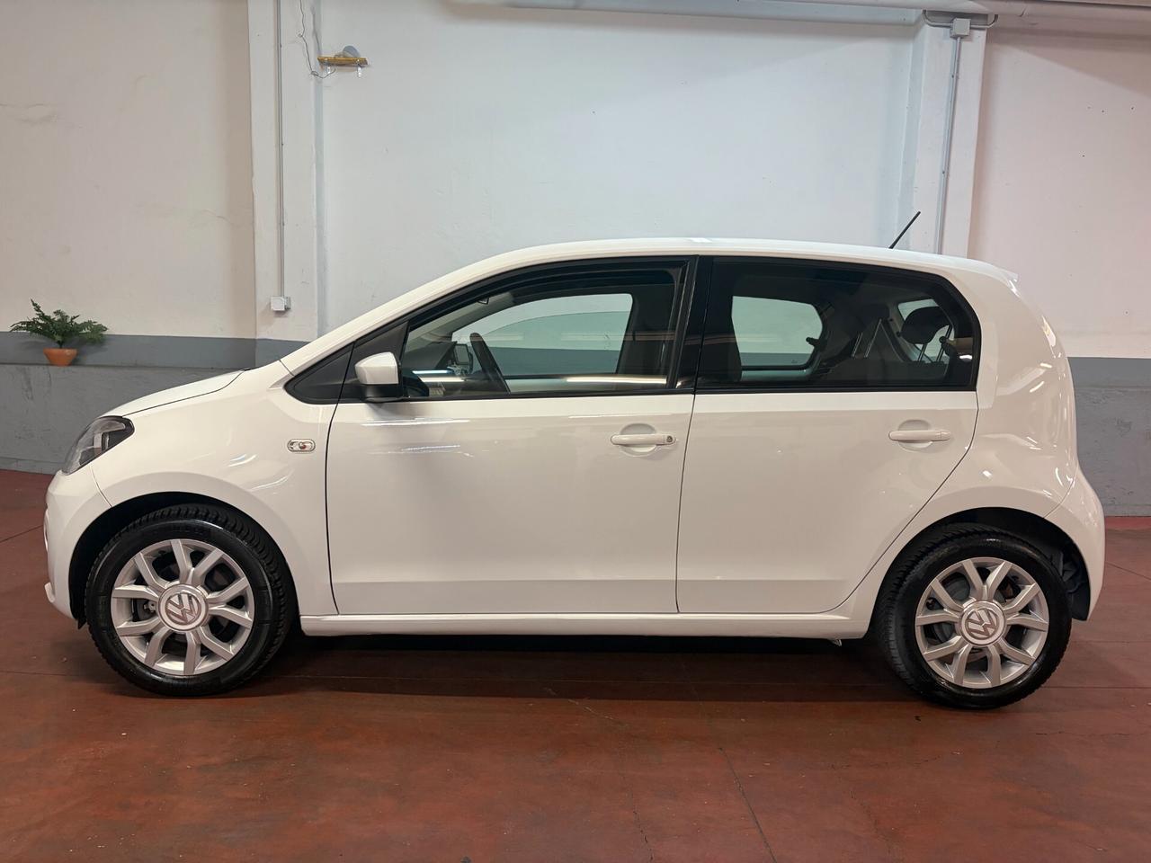 Volkswagen up! 1.0 5p. move