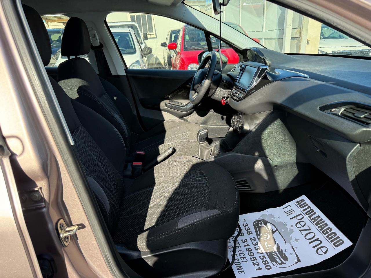 Peugeot 208 1.2 VTi 82 CV 5 porte