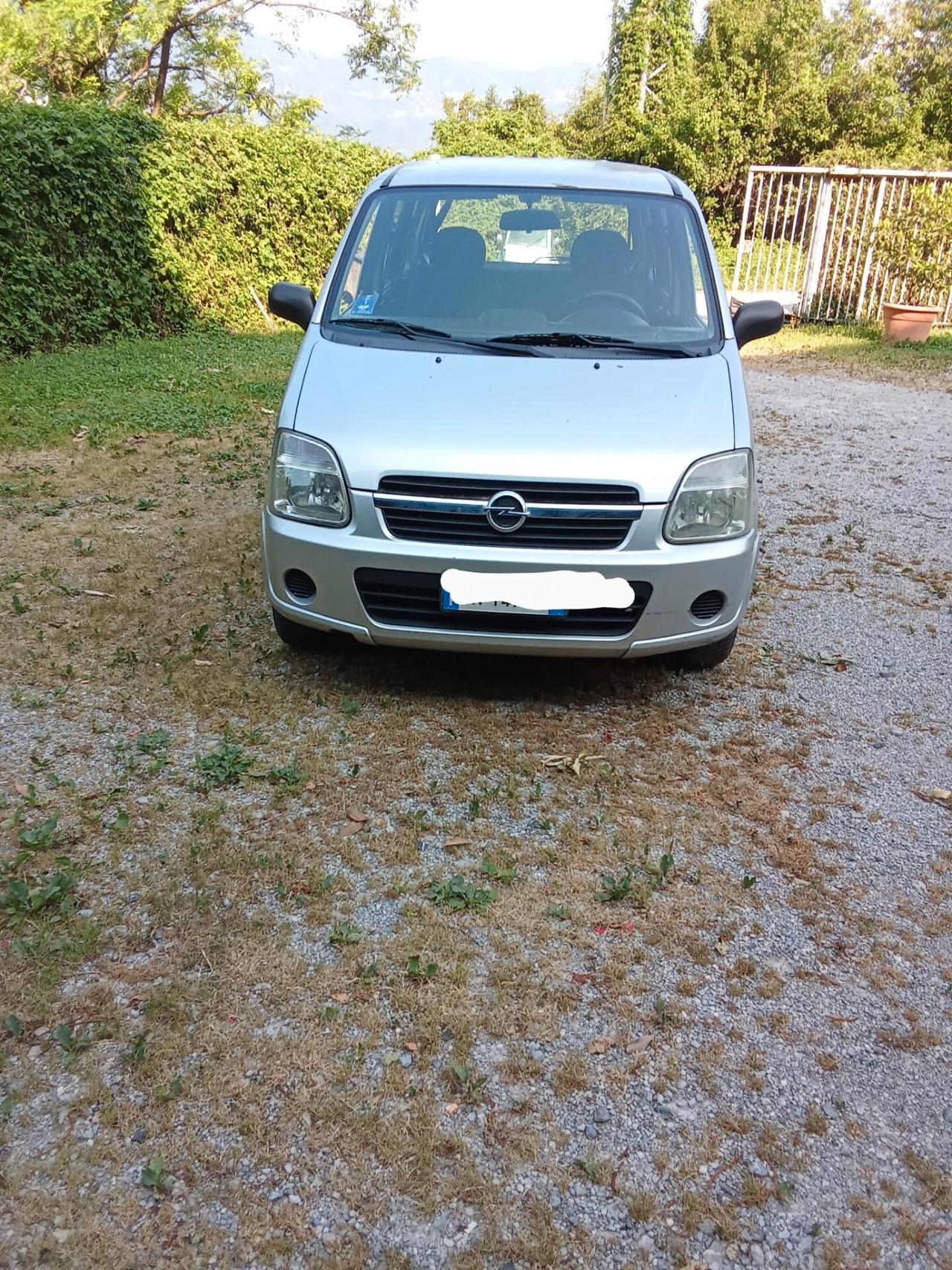 Opel Agila 1.0