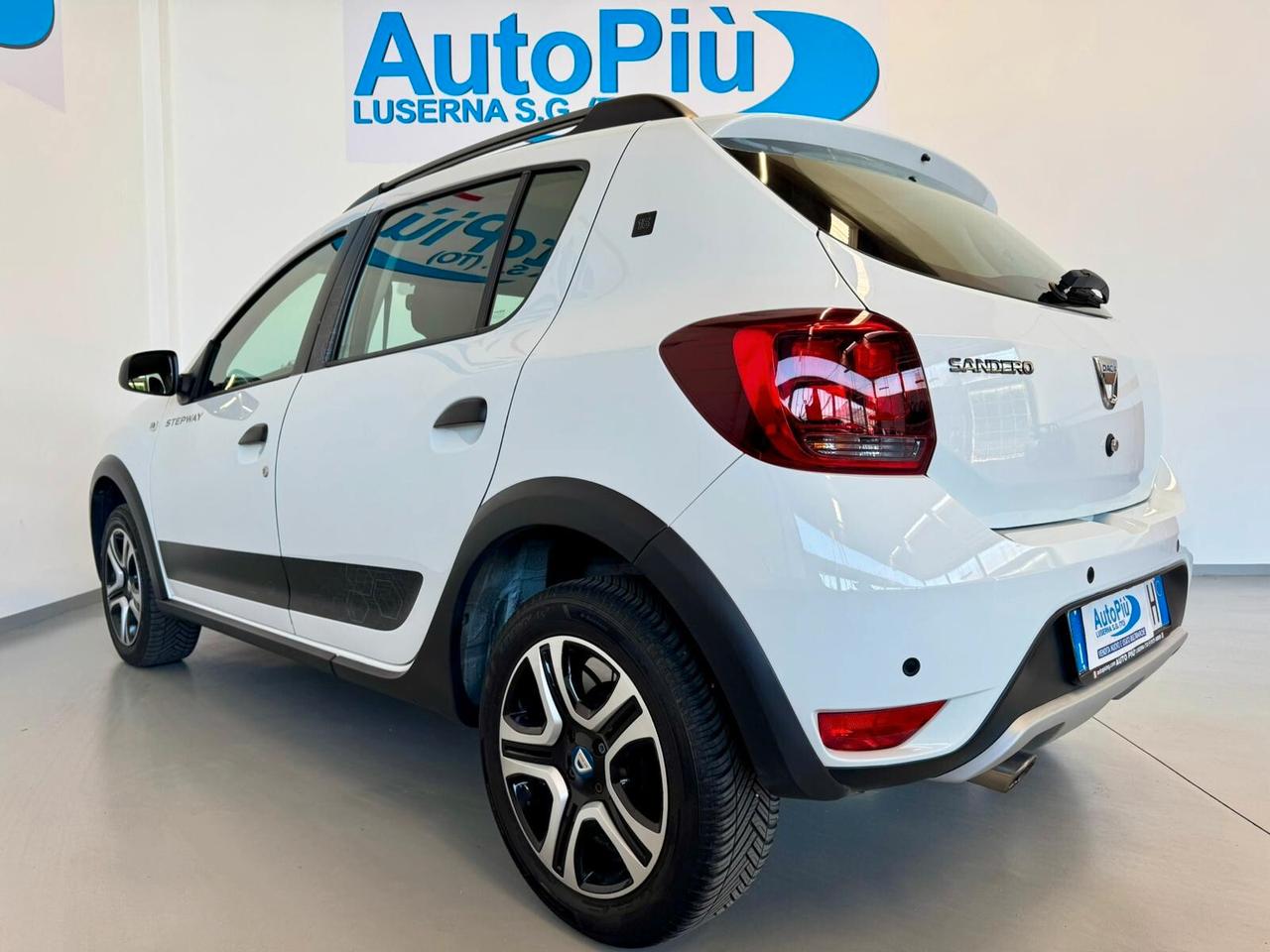 Dacia Sandero Stepway 1.0 TCe 100CV ECO-G 15th Anniversary