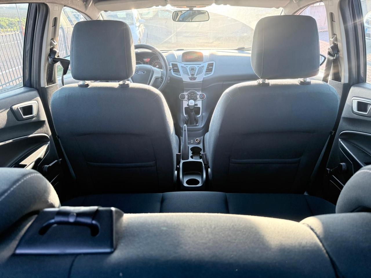 Ford Fiesta 1.2 BENZINA 2012 NEOP.