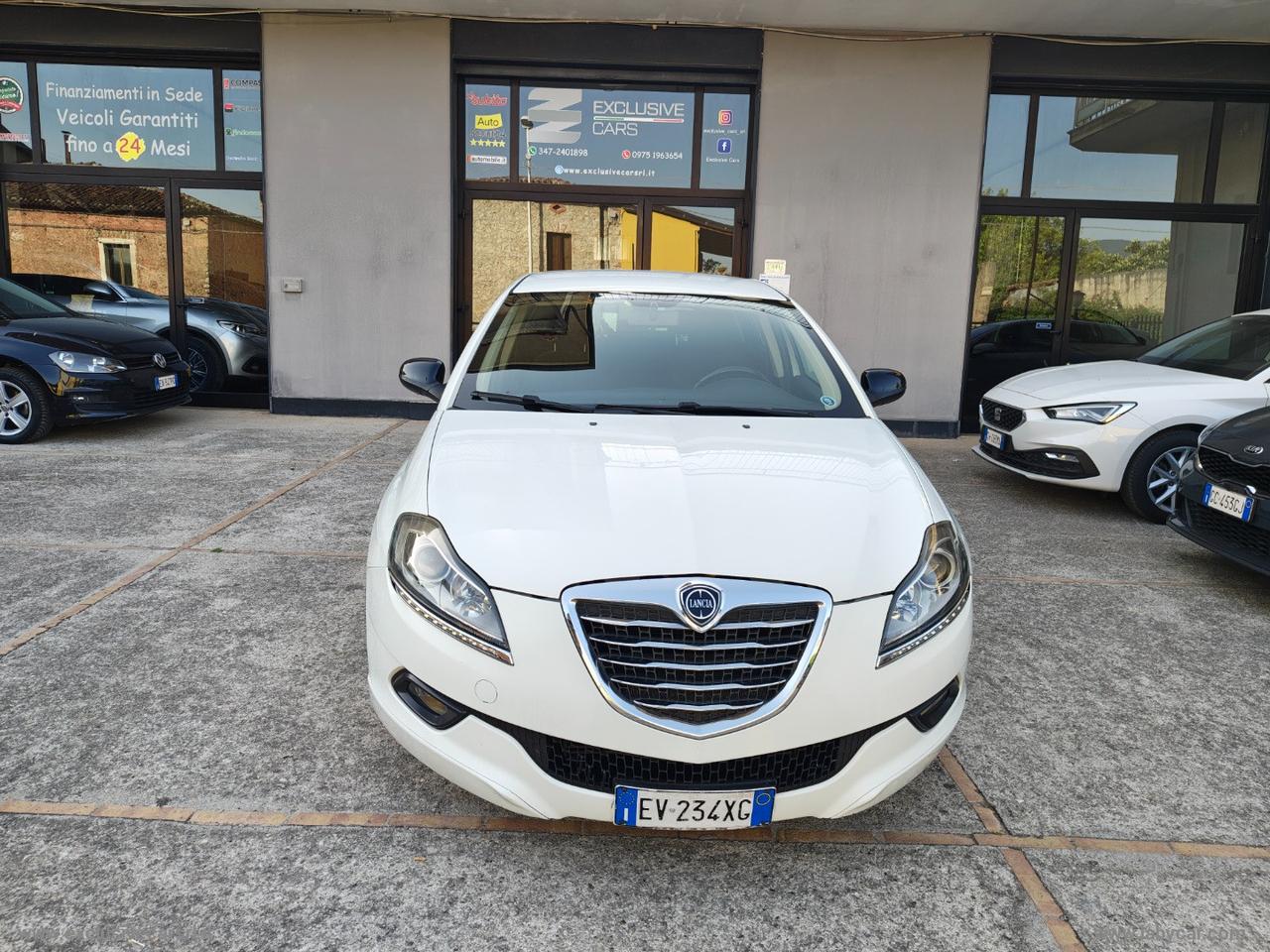 LANCIA Delta 1.6 MJT 105 CV Silver