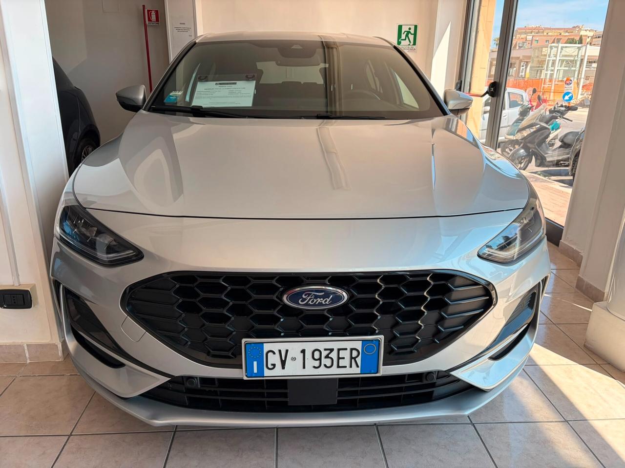 Ford Focus 1.0 EcoBoost Hybrid 125 CV 5p. ST-Line