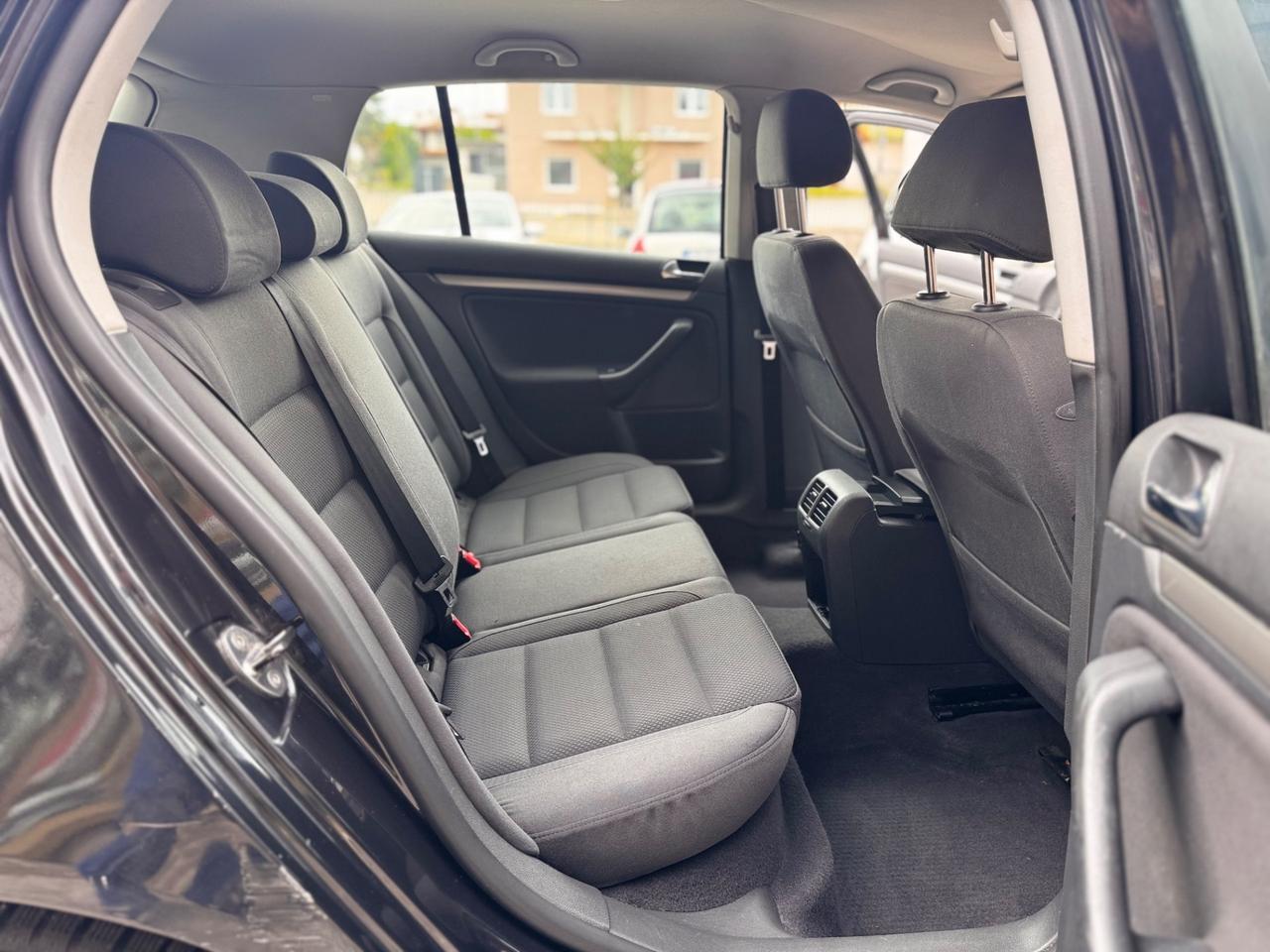 Volkswagen Golf 2.0 16V TDI 5p. Sportline