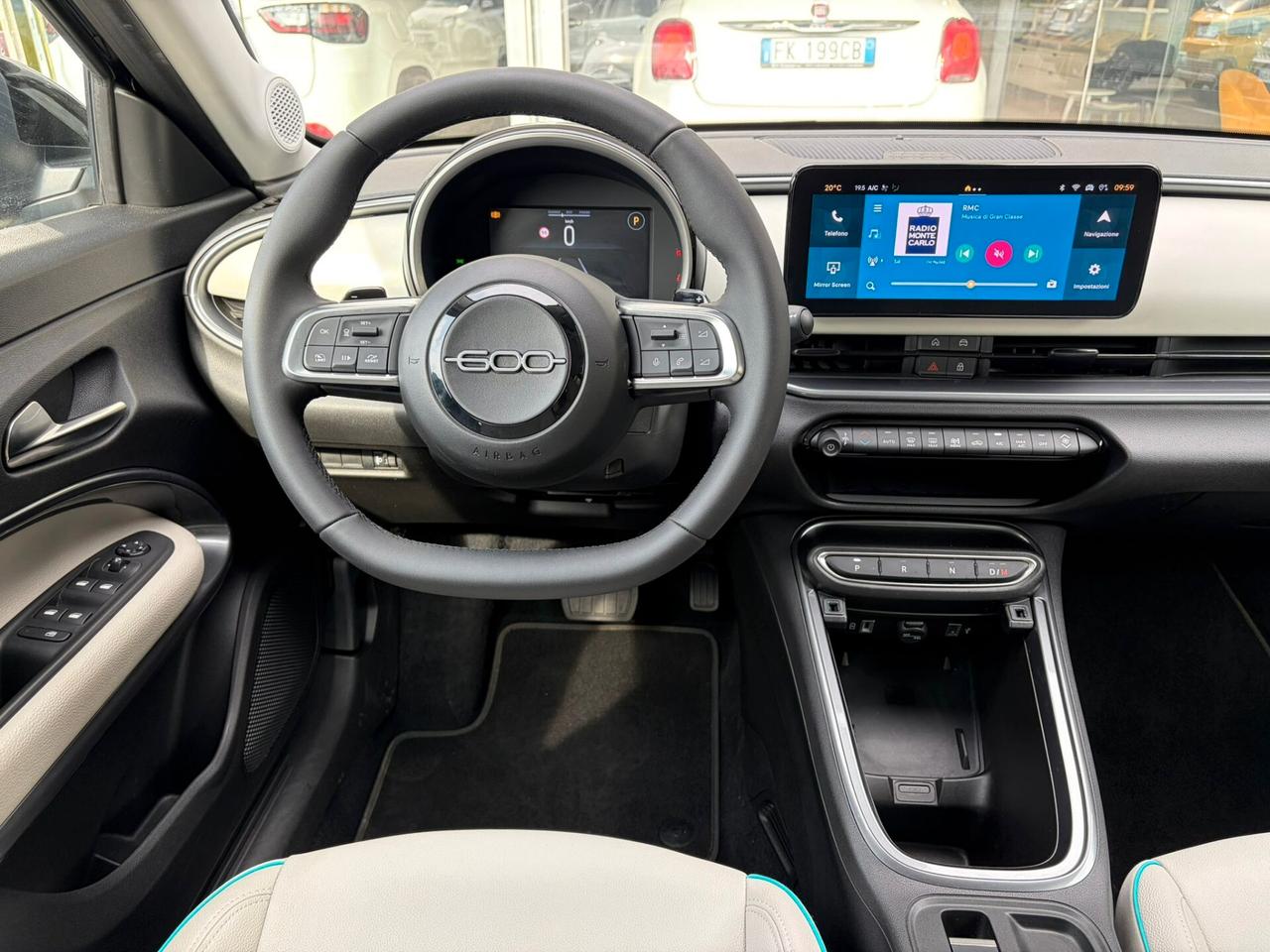 Fiat 600 Hybrid 110 CV DCT MHEV La Prima