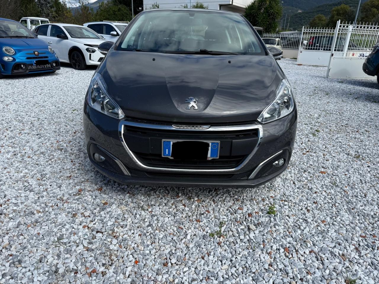 Peugeot 208 PureTech 82 5 porte Allure
