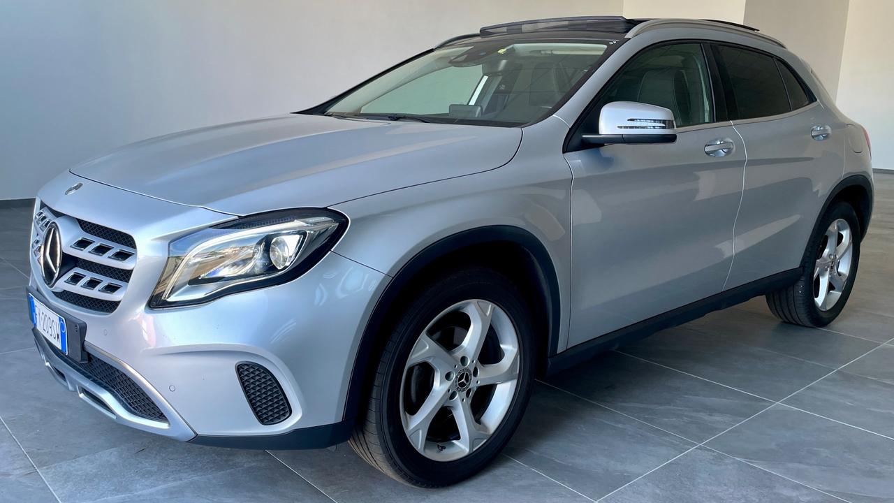 MERCEDES-BENZ GLA 180 1.6 PREMIUM 122CV - FULL LED, PELLE, TETTO