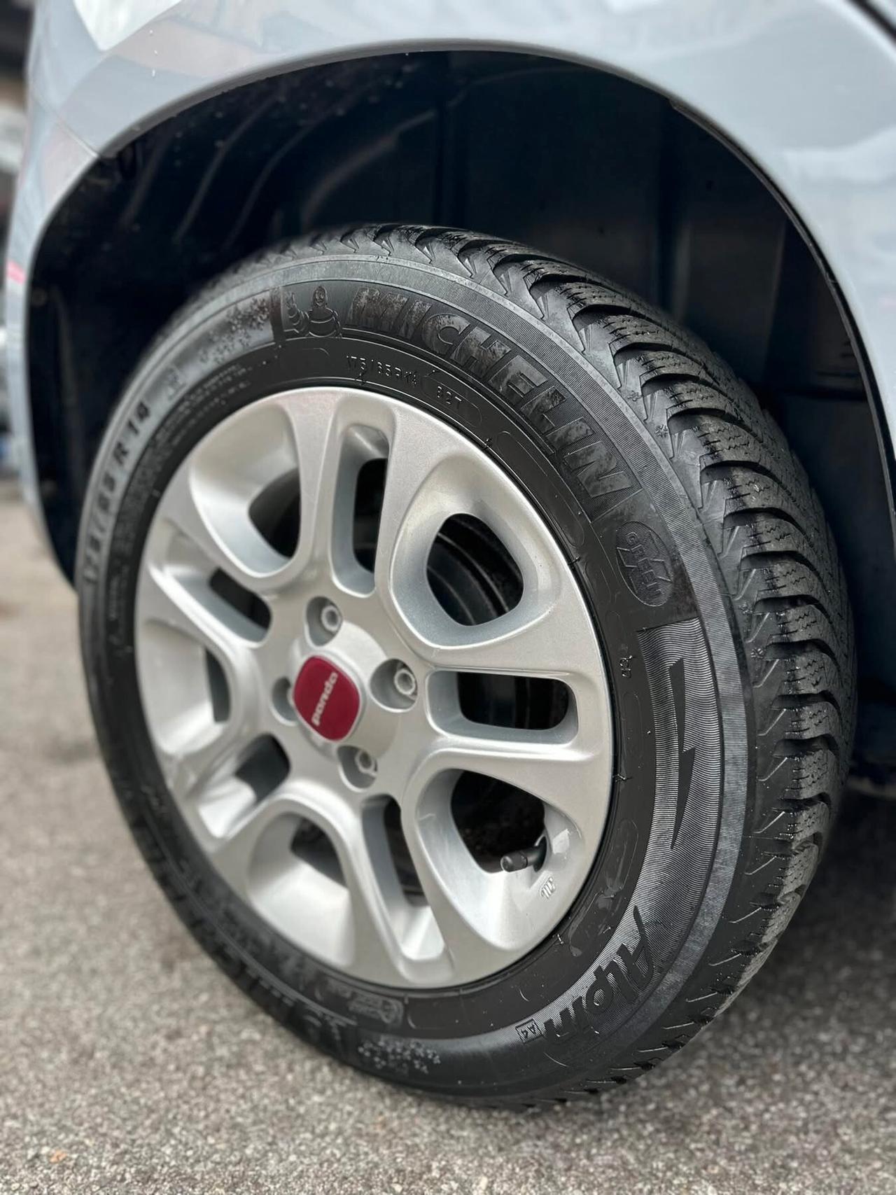 Fiat Panda 1.0 FireFly S&S Hybrid Easy NEOPATENTATI