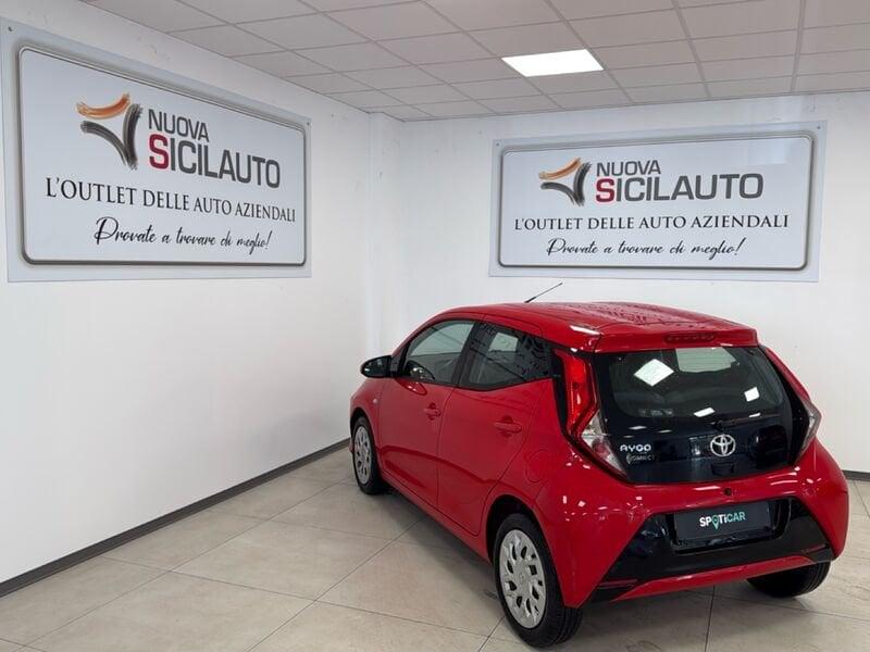 Toyota Aygo Aygo Connect 1.0 VVT-i 72 CV 5 porte x-cool
