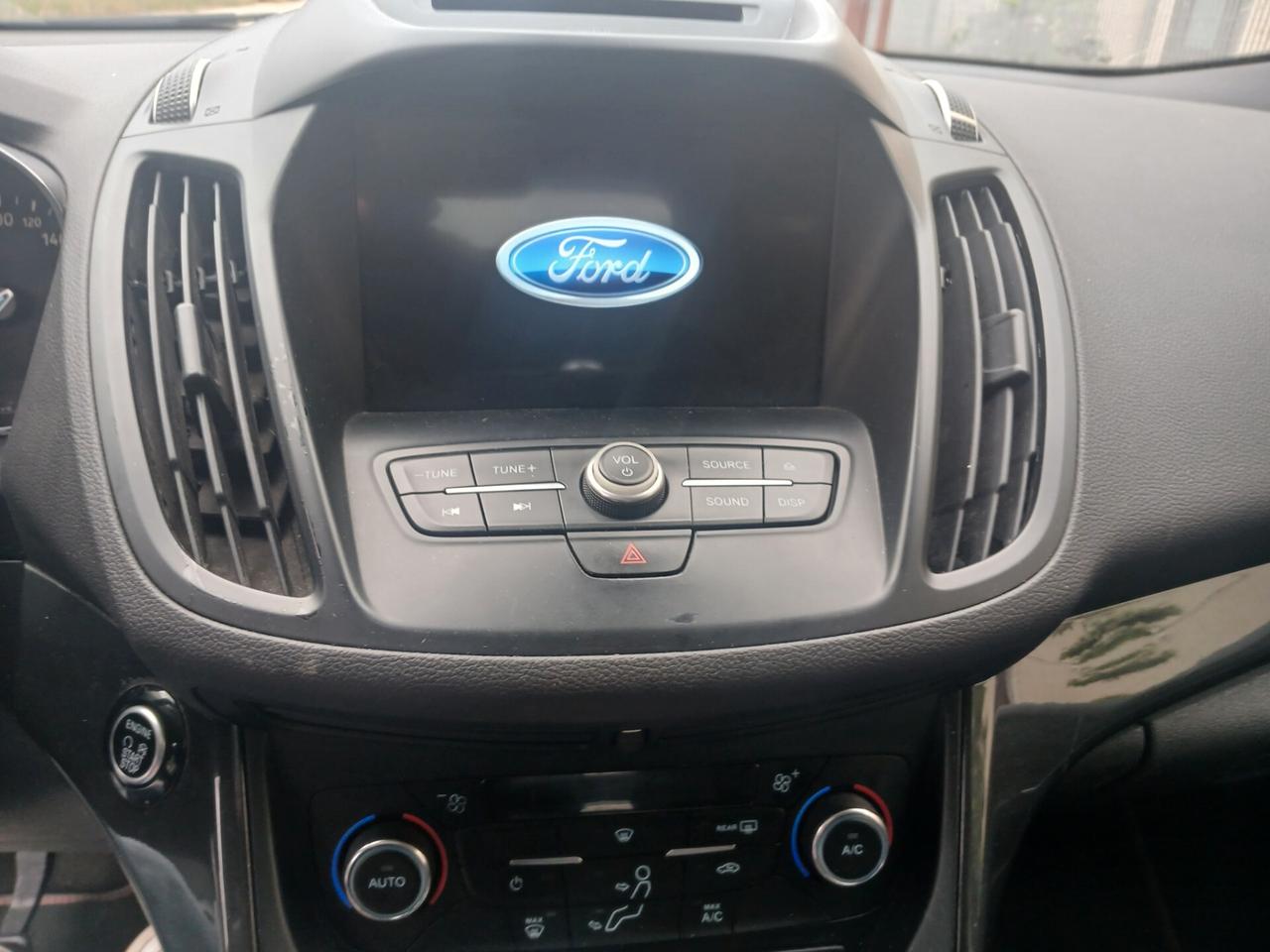 Ford Kuga 1.5 TDCI 120 CV S&S 2WD Titanium