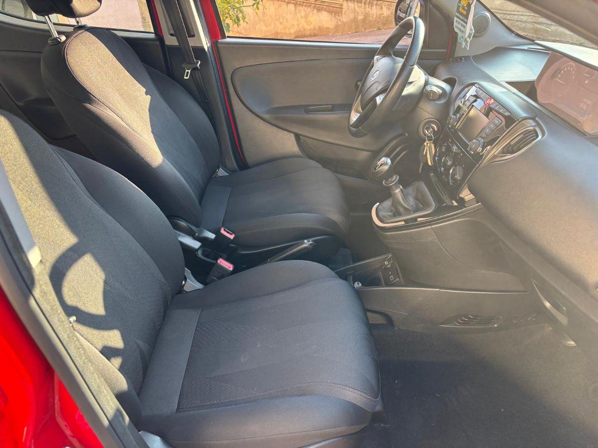 LANCIA Ypsilon 1.2 69 CV 5p.GPL Ecochic Silver