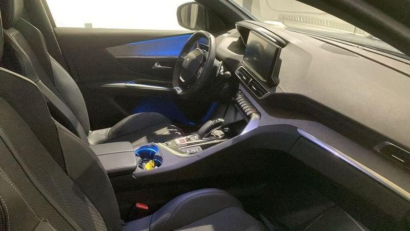 Peugeot 3008 Hybrid4 300 e-EAT8 GT