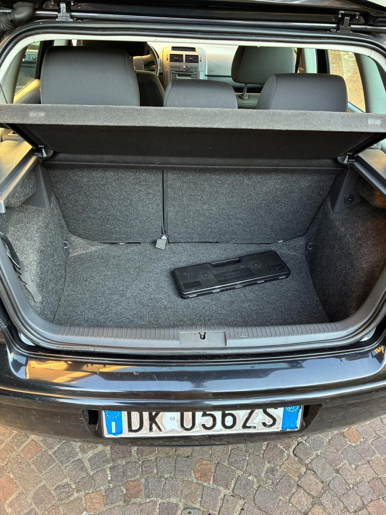 Volkswagen Polo 1.2/70CV 12V 5p. Comfortline