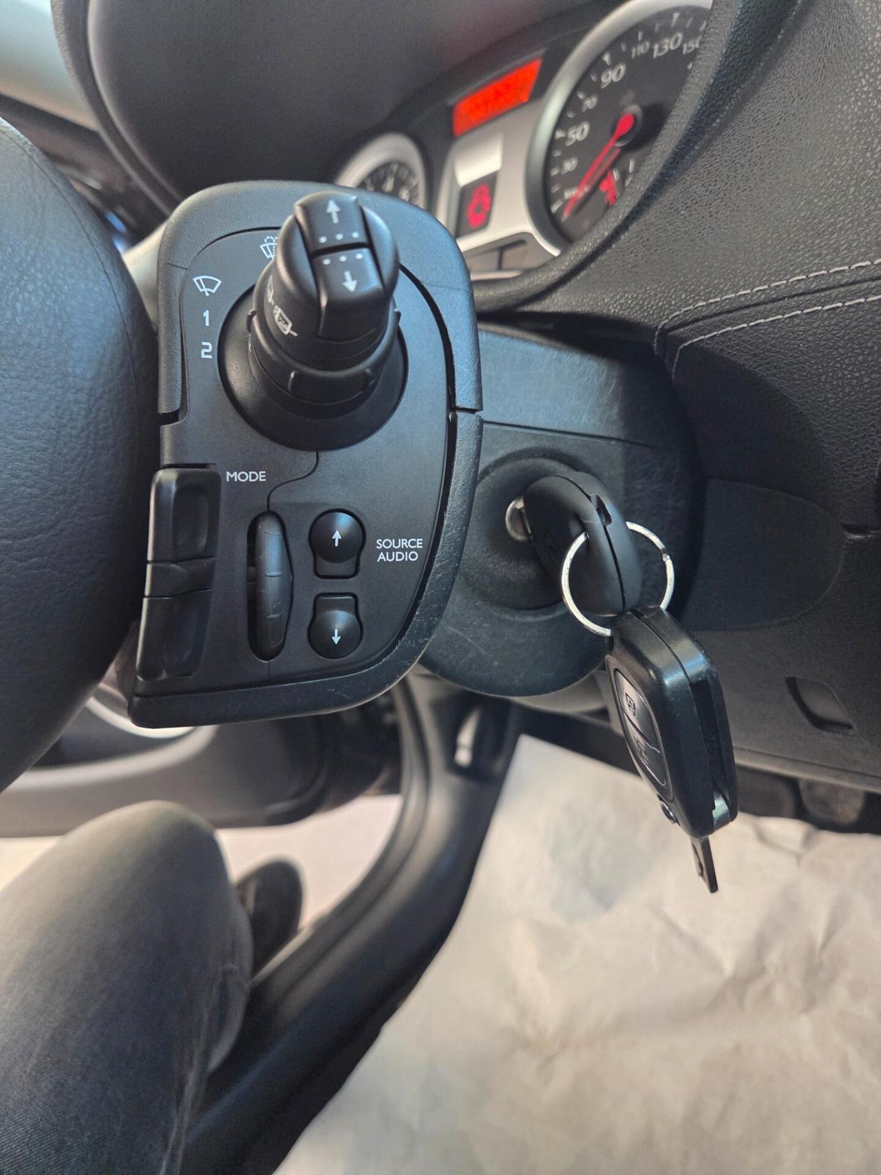 Renault Clio 1.2 16V 5 porte Confort