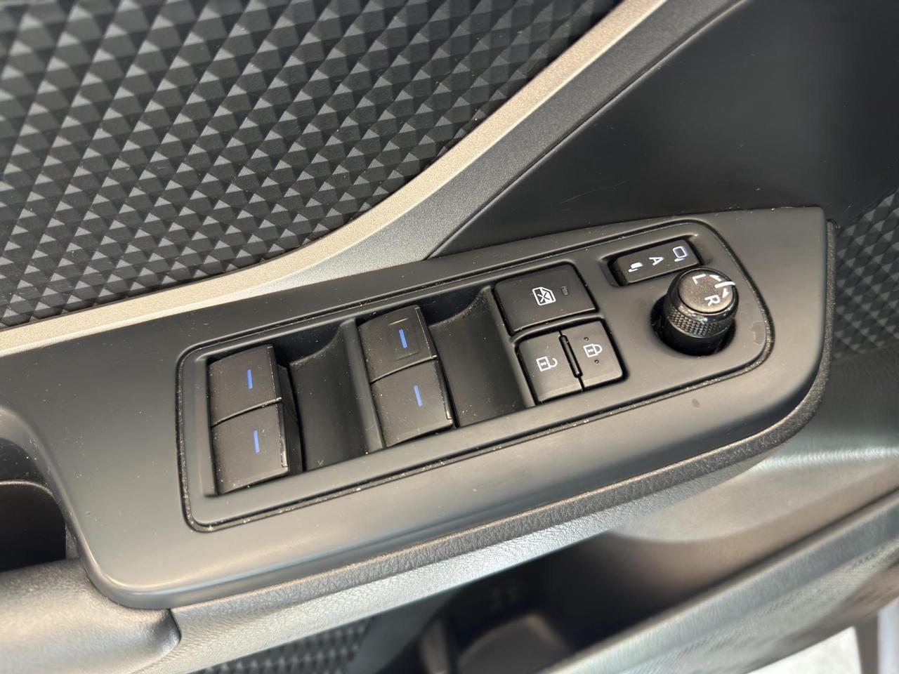 Toyota C-HR 1.8h Active e-cvt