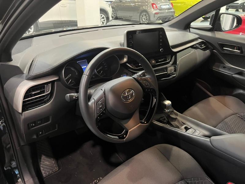 TOYOTA C-HR 1.8 Hybrid E-CVT Business