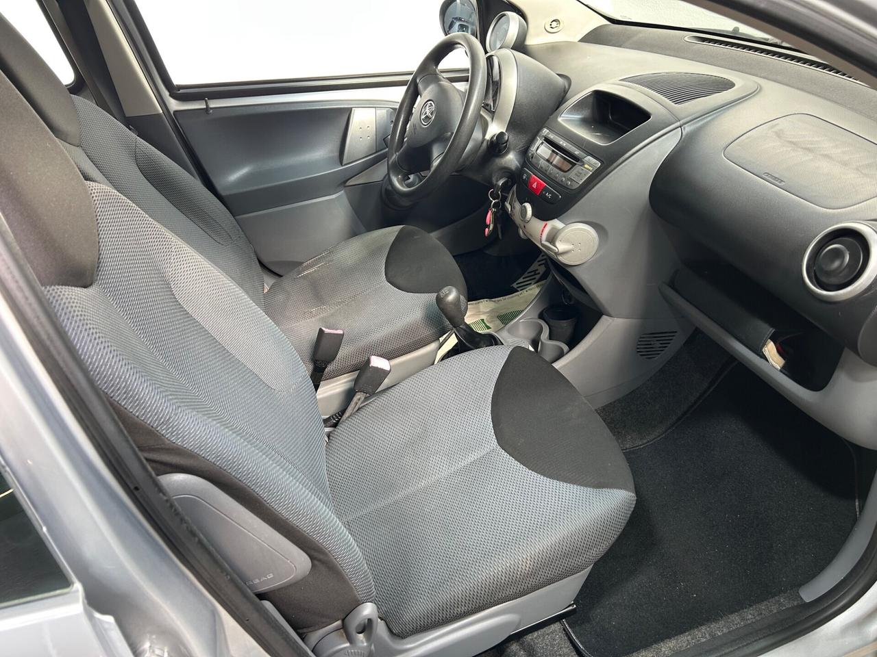 Toyota Aygo 1.0 12V VVT-i 5 porte