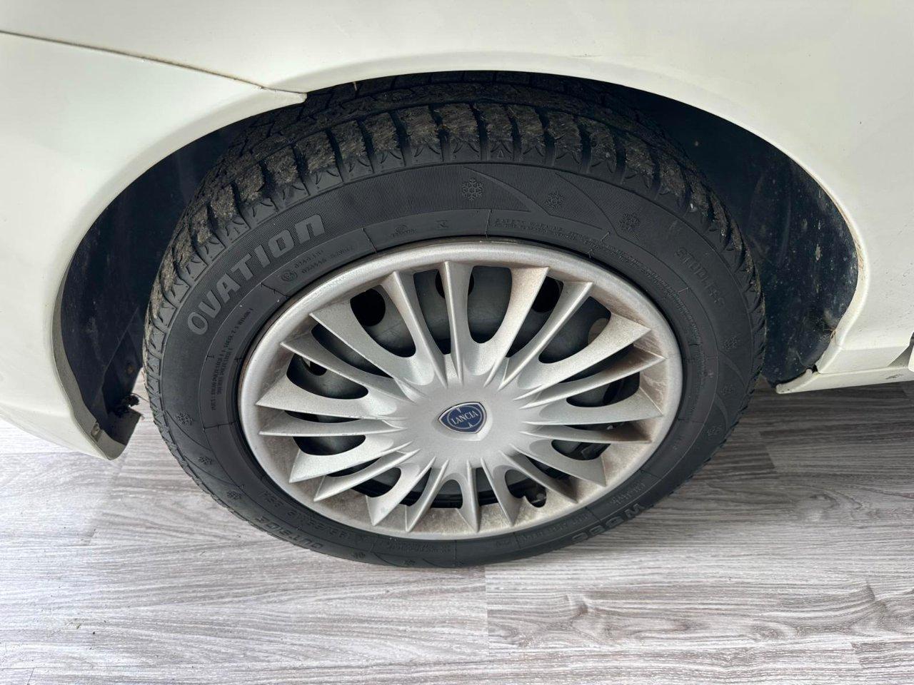 Lancia Ypsilon 2 serie 1.2