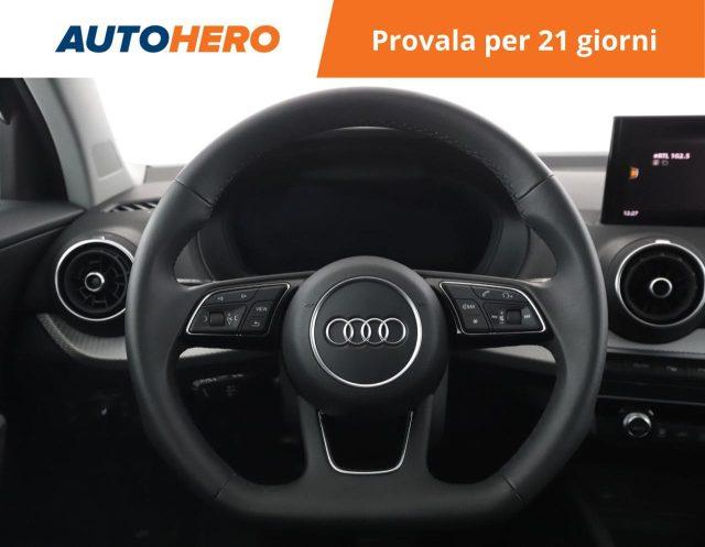 AUDI Q2 30 TDI S line Edition