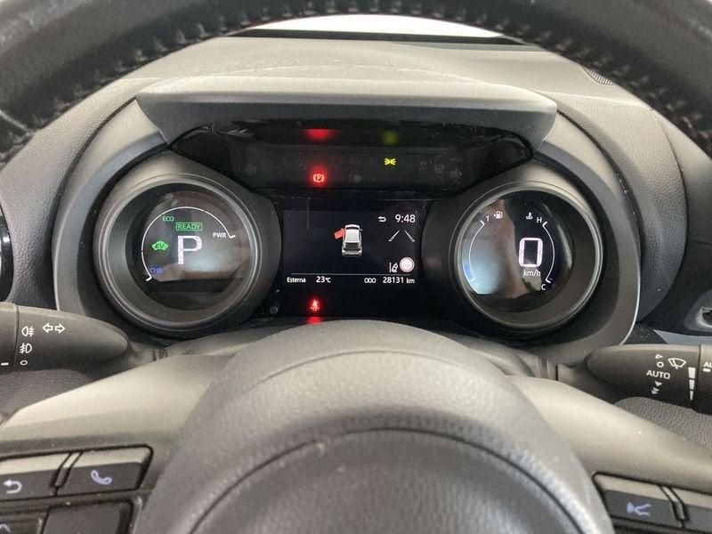 Toyota Yaris Hybrid Trend MY21