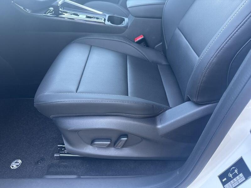 MG ZS Hybrid+ Luxury