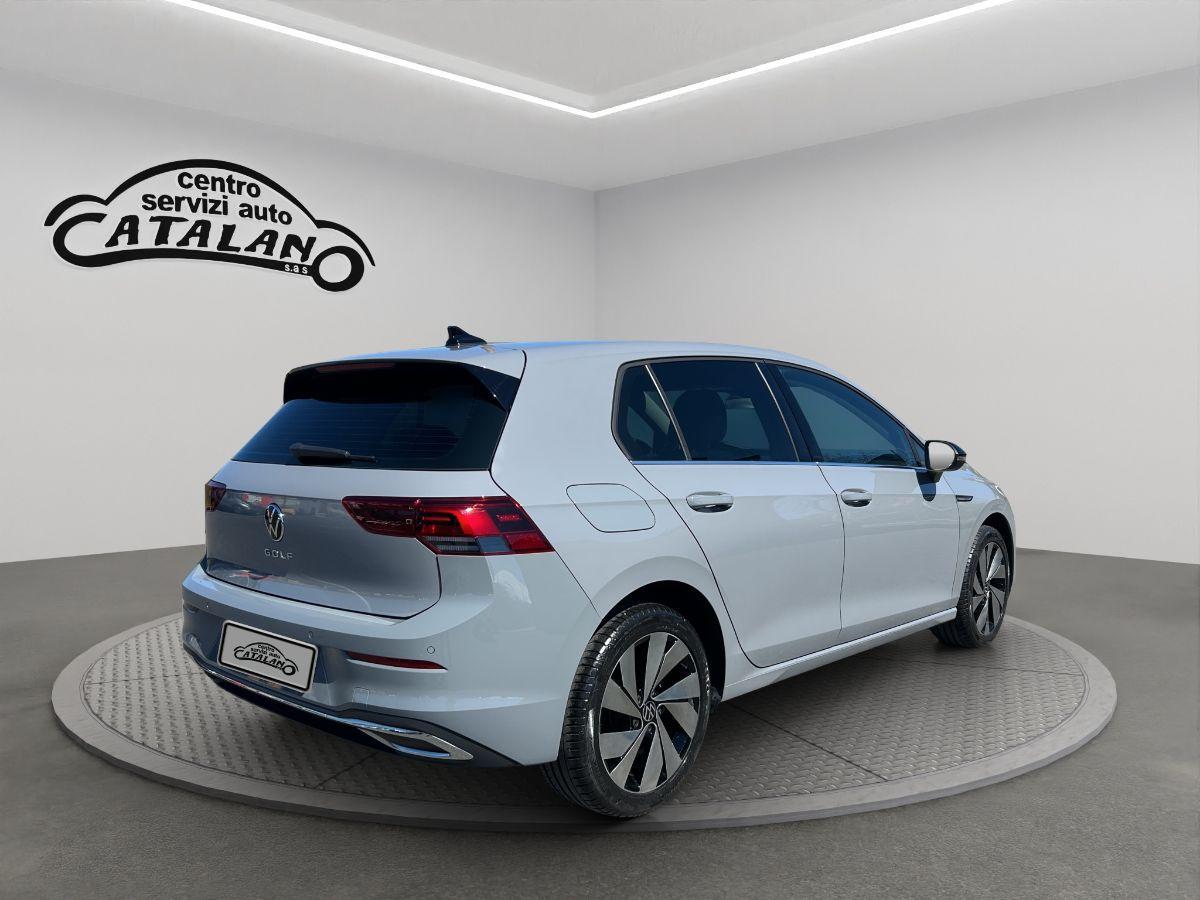 VOLKSWAGEN - Golf- 2.0 tdi Life 115cv dsg