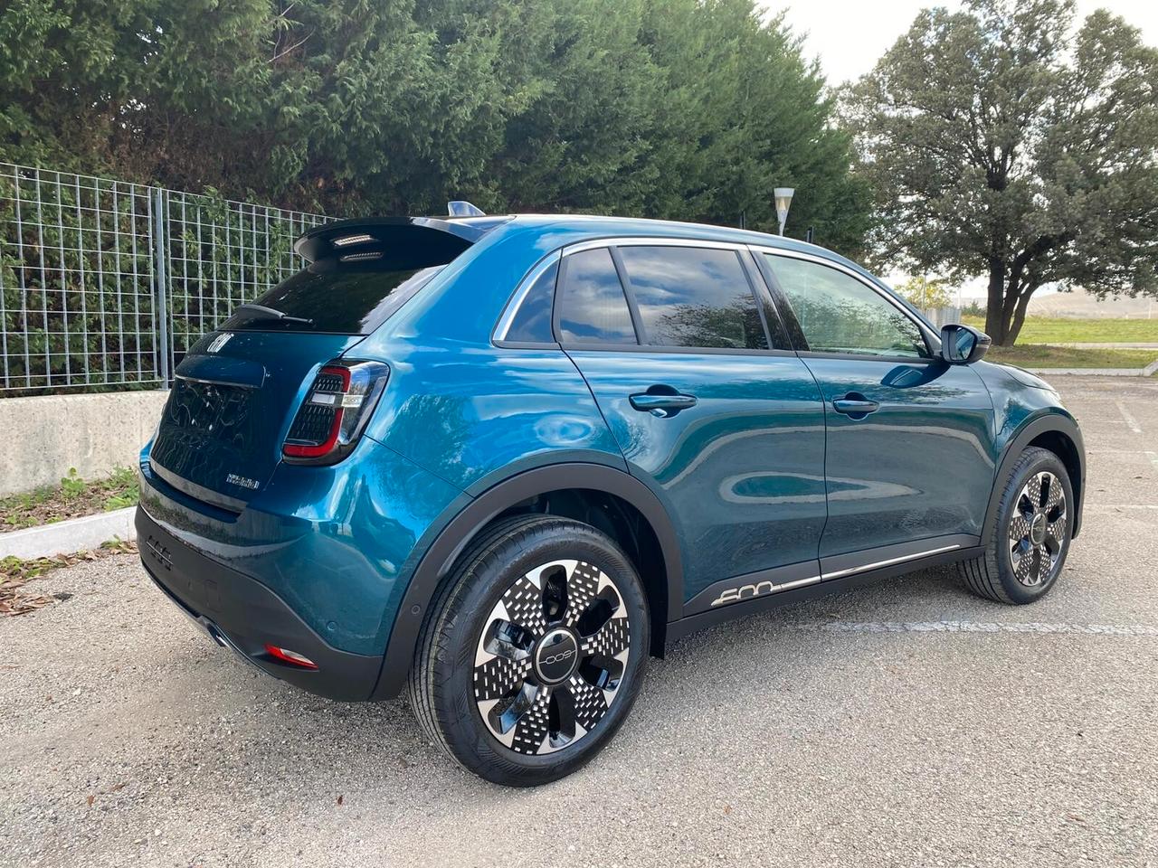 Fiat 600 Hybrid 110 CV DCT MHEV La Prima II