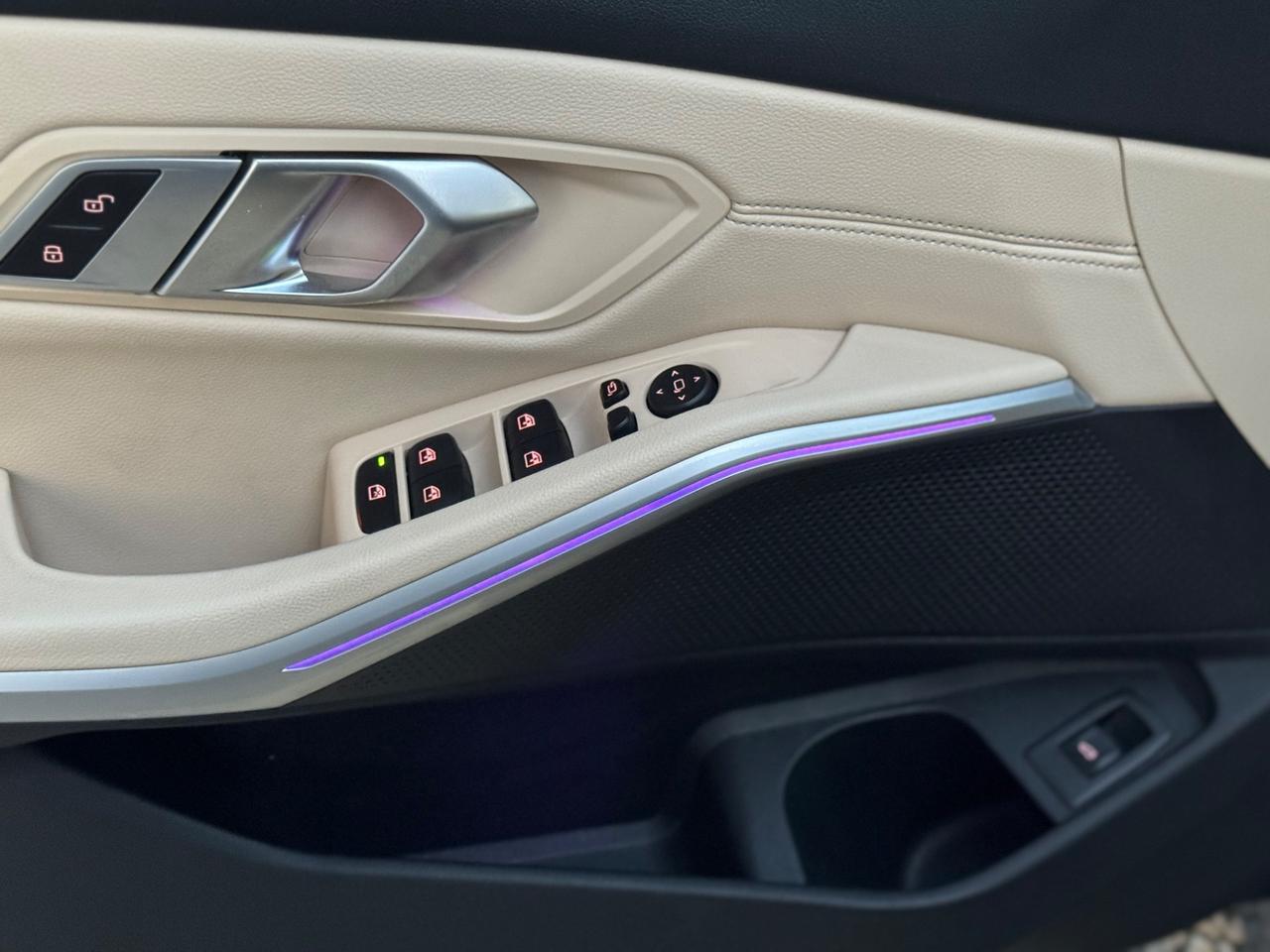 Bmw 320d Touring Luxury Automatico !