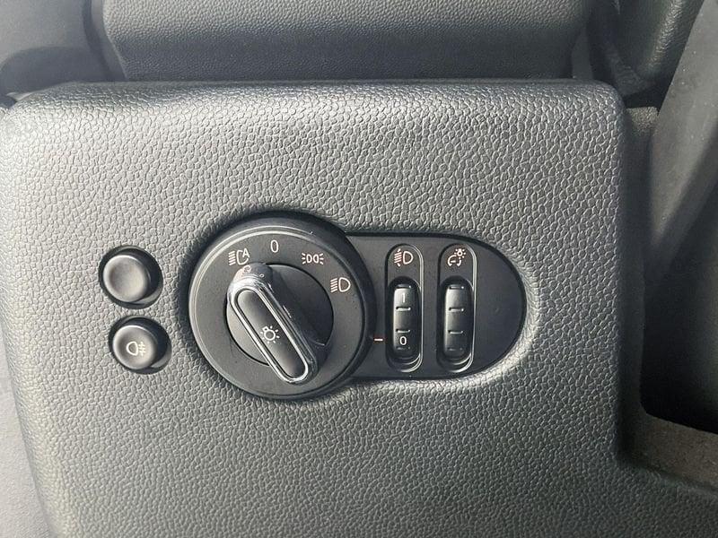 MINI Cooper 1.5 Cooper Business auto