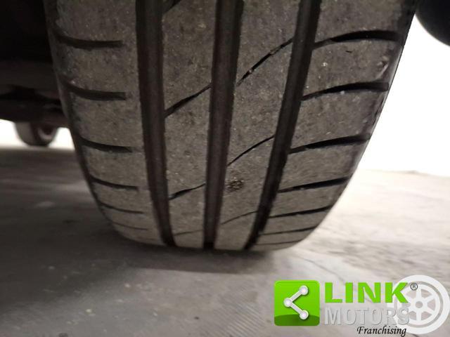 VOLKSWAGEN up! 1.0 75 CV 3 porte high up! GARANZIA INCLUSA