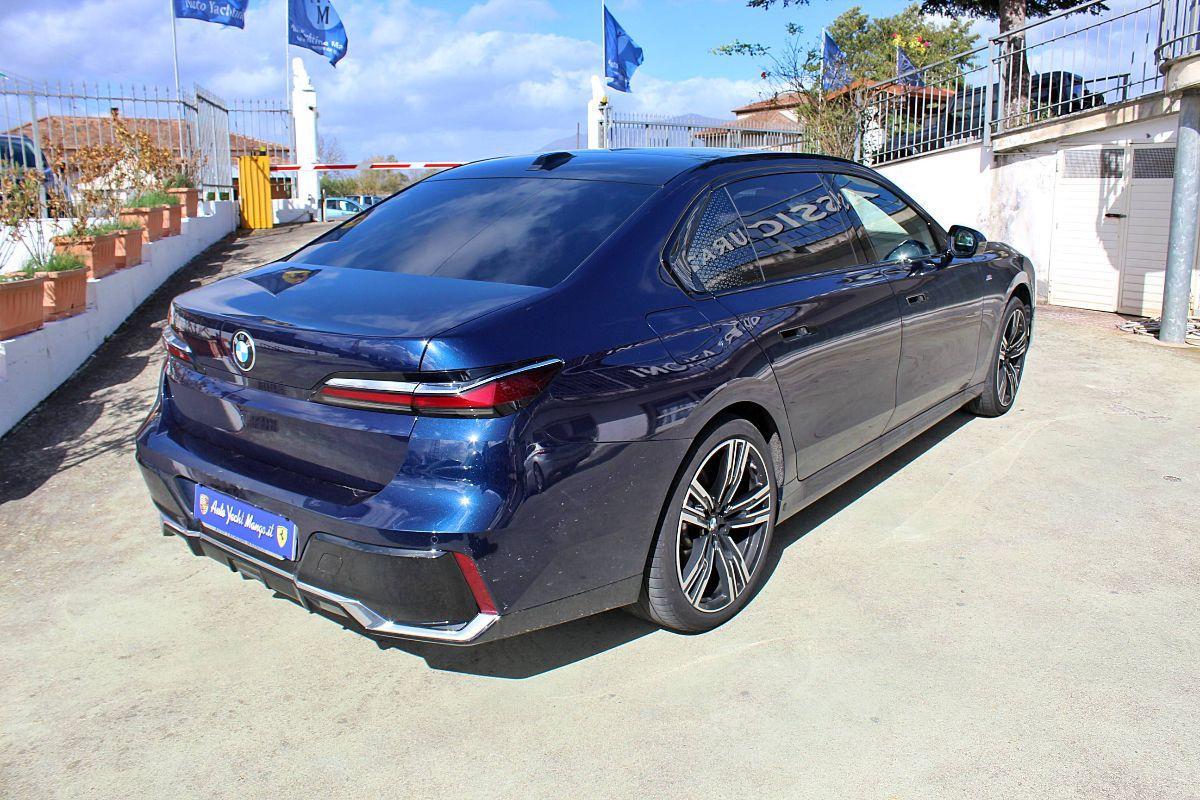 BMW - Serie 7 - 740d xDrive Msport