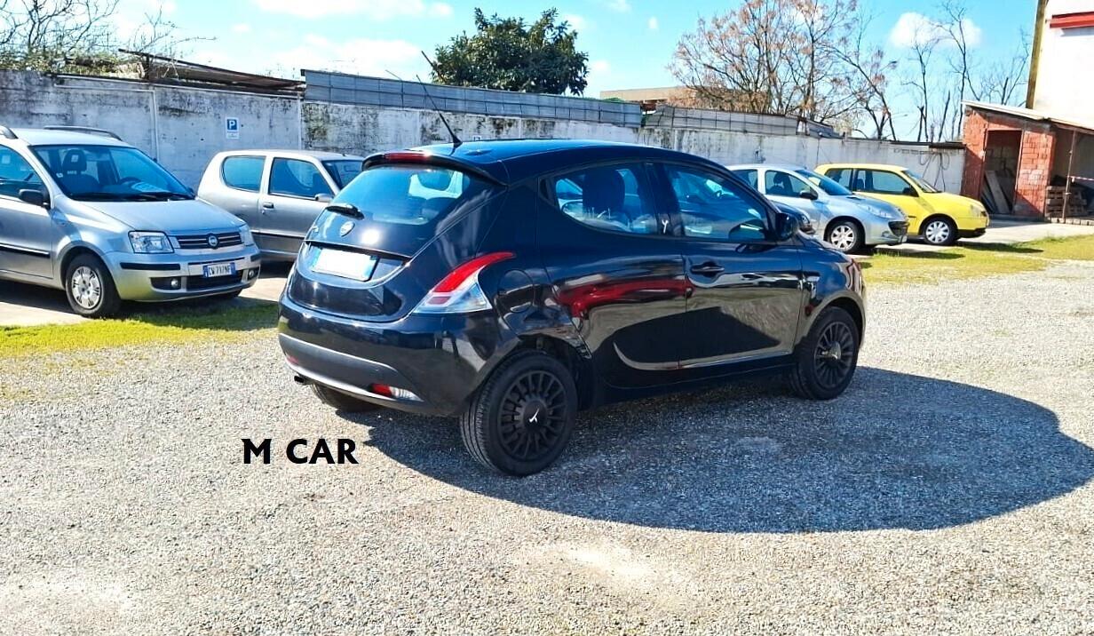 Lancia Ypsilon 1.2 69 CV 5 porte Elle