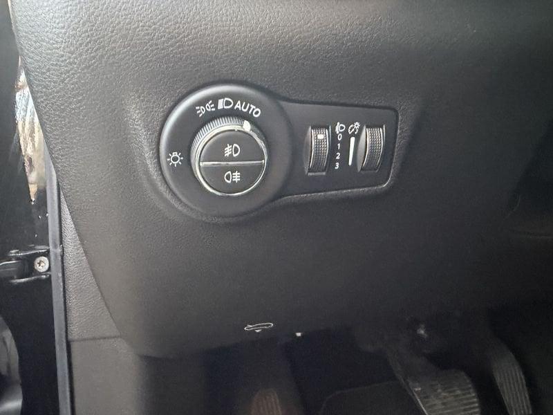 Jeep Compass e-Hybrid 1.5 Turbo MHEV T4 96kW Limited DDCT