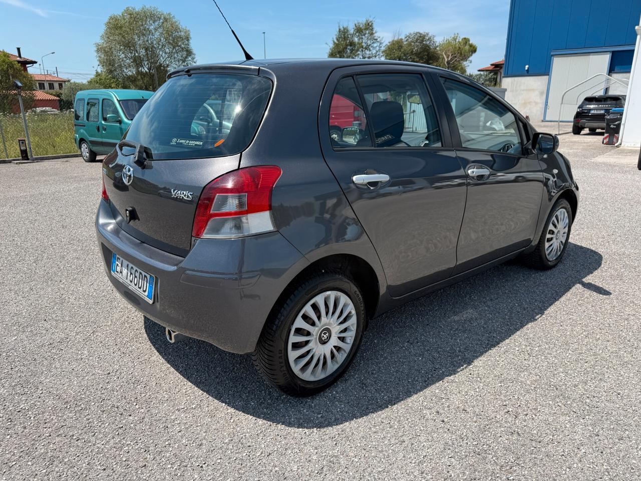 Toyota Yaris 1.3 5 porte M-MT Sol