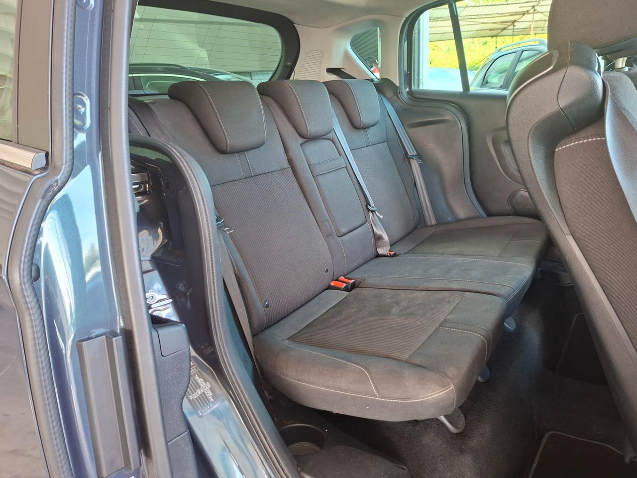 Ford B-Max 1.5 TDCI / CINGHIA FATTA / DA NEOPATENTATI