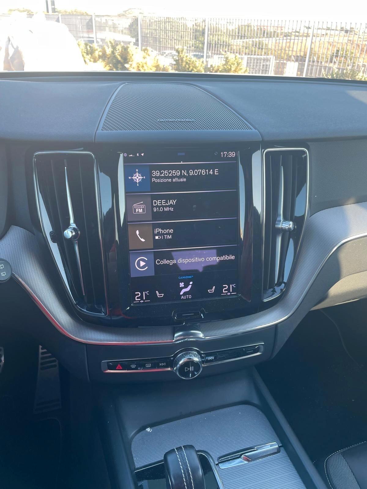 Volvo XC 60 XC60 B4 (d) AWD Geartronic R-design