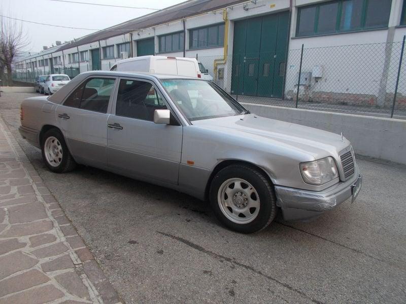 Mercedes-Benz Serie 200-320 MERCEDES 200 E 338.7575187 MASSARI MARCO