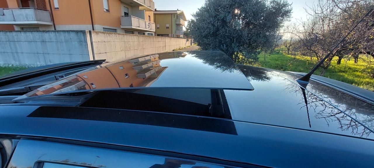 PUNTO EVO 150"ANNIVERSARIO 1,4 GPL DI SERIE DOPPIO TETTO APRIBILE LEGA IMPECCABILE