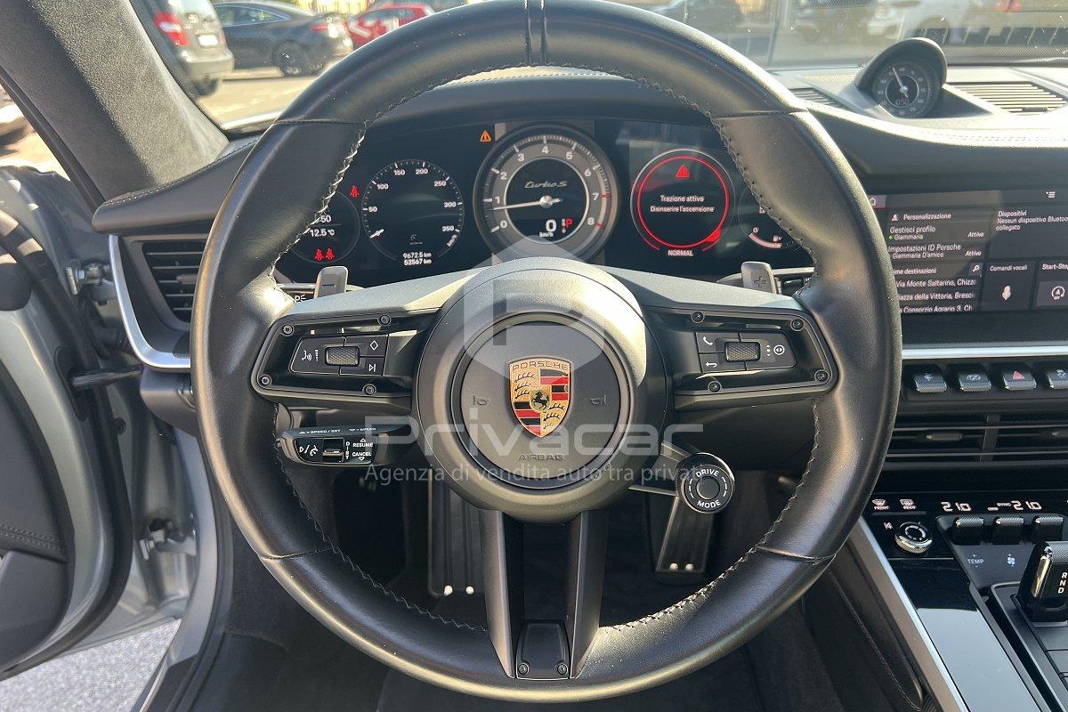 PORSCHE 911 Turbo S Coupé