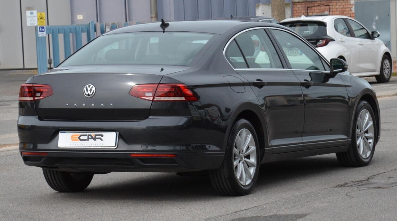 Volkswagen Passat 1.6 TDI SCR DSG Business BMT