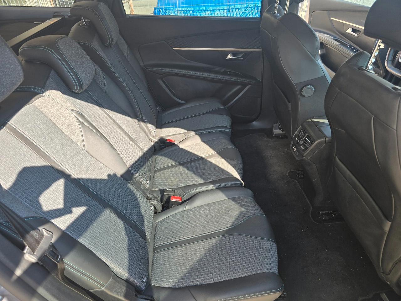 Peugeot 5008 BlueHDi 130 S&S EAT8 Allure