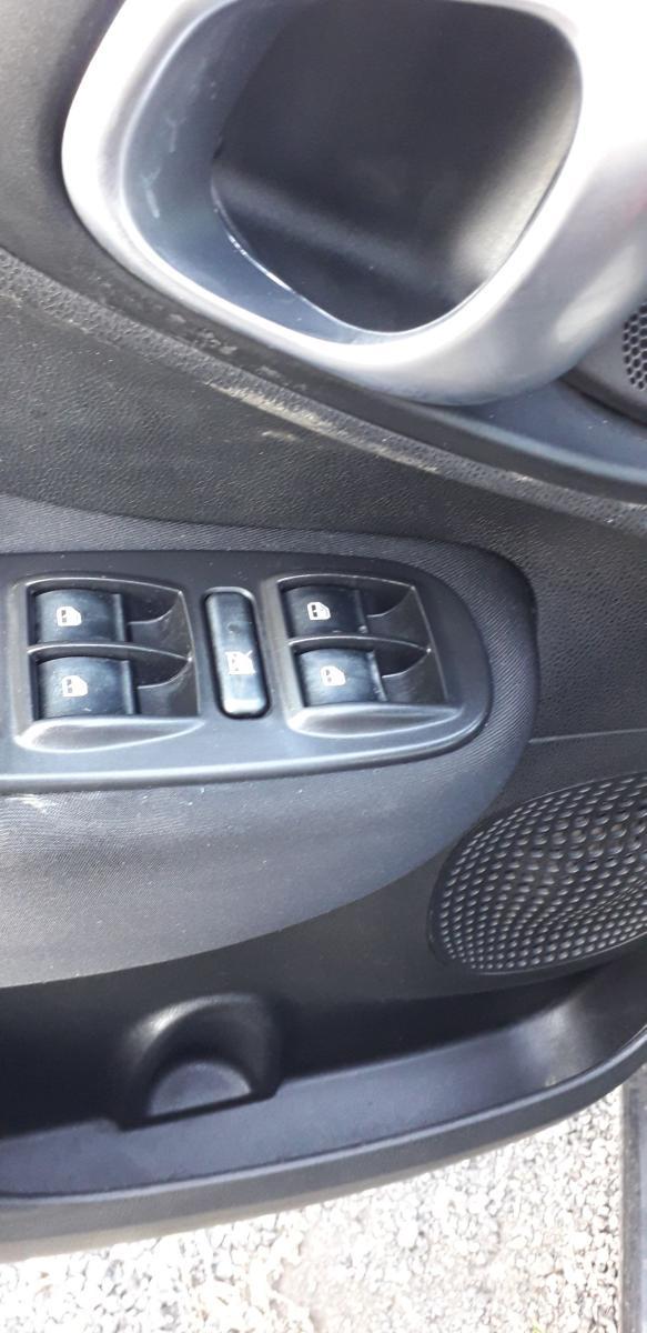 FIAT - 500 L - 1.3 Multijet 85 CV Dualogic Lounge
