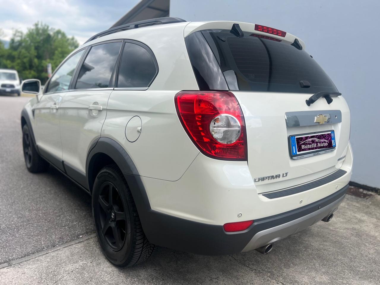 Chevrolet Captiva 2.4 GPL 7 POSTI - GARANZIA 12 MESI