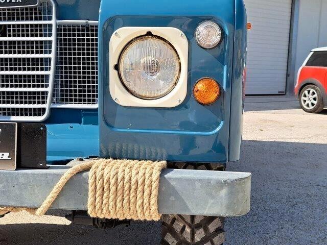Land Rover Defender 88 2.3 d 3°s. safari 4x4 1974