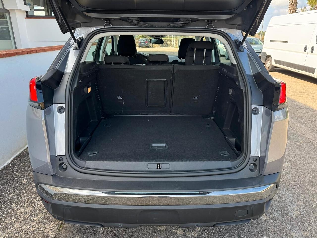 Peugeot 3008 Autocarro 5POSTI N1