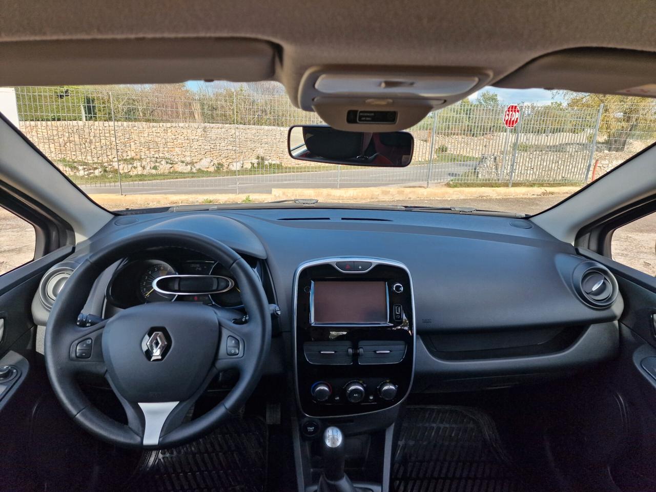 Renault Clio 1.2 75CV 5 porte